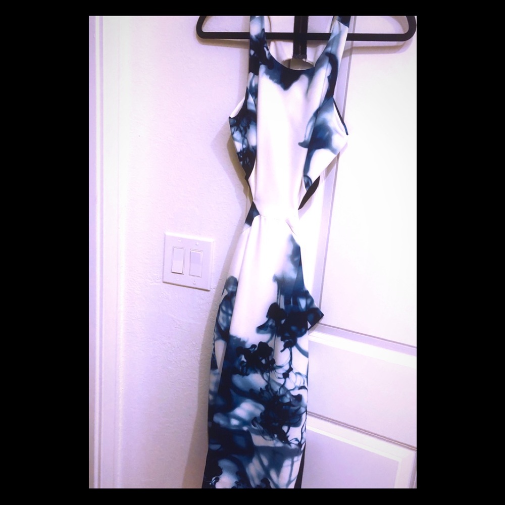 🎉FLASH SALE 🎉Watercolor Blue/Ivory  Dress